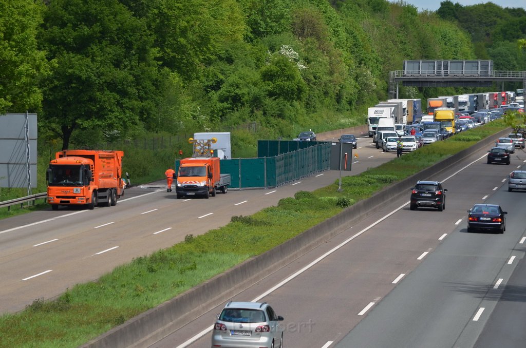 Schwerer VU A 1 Rich Saarbruecken kurz vor AK Leverkusen P8855.JPG - Miklos Laubert